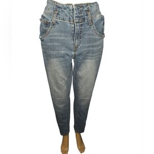 Dollhouse High Risr Ankle Jeans